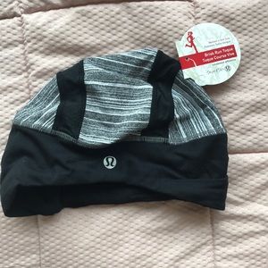NEW lululemon running cap with ponytail hole